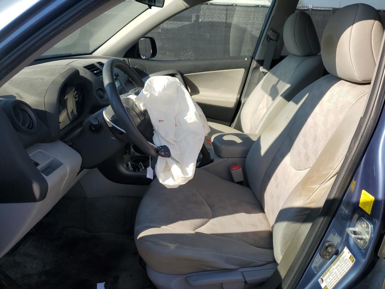 2011 Toyota RAV 4 - Image 7