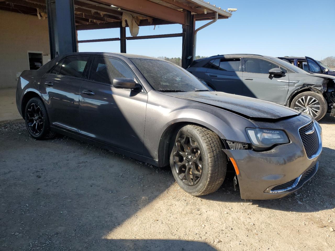 2015 Chrysler 300 - Image 4