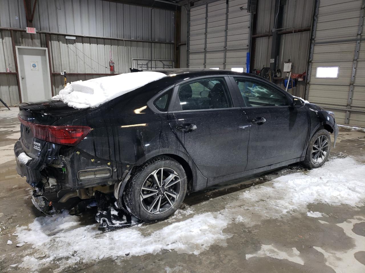 2023 Kia Forte - Image 3