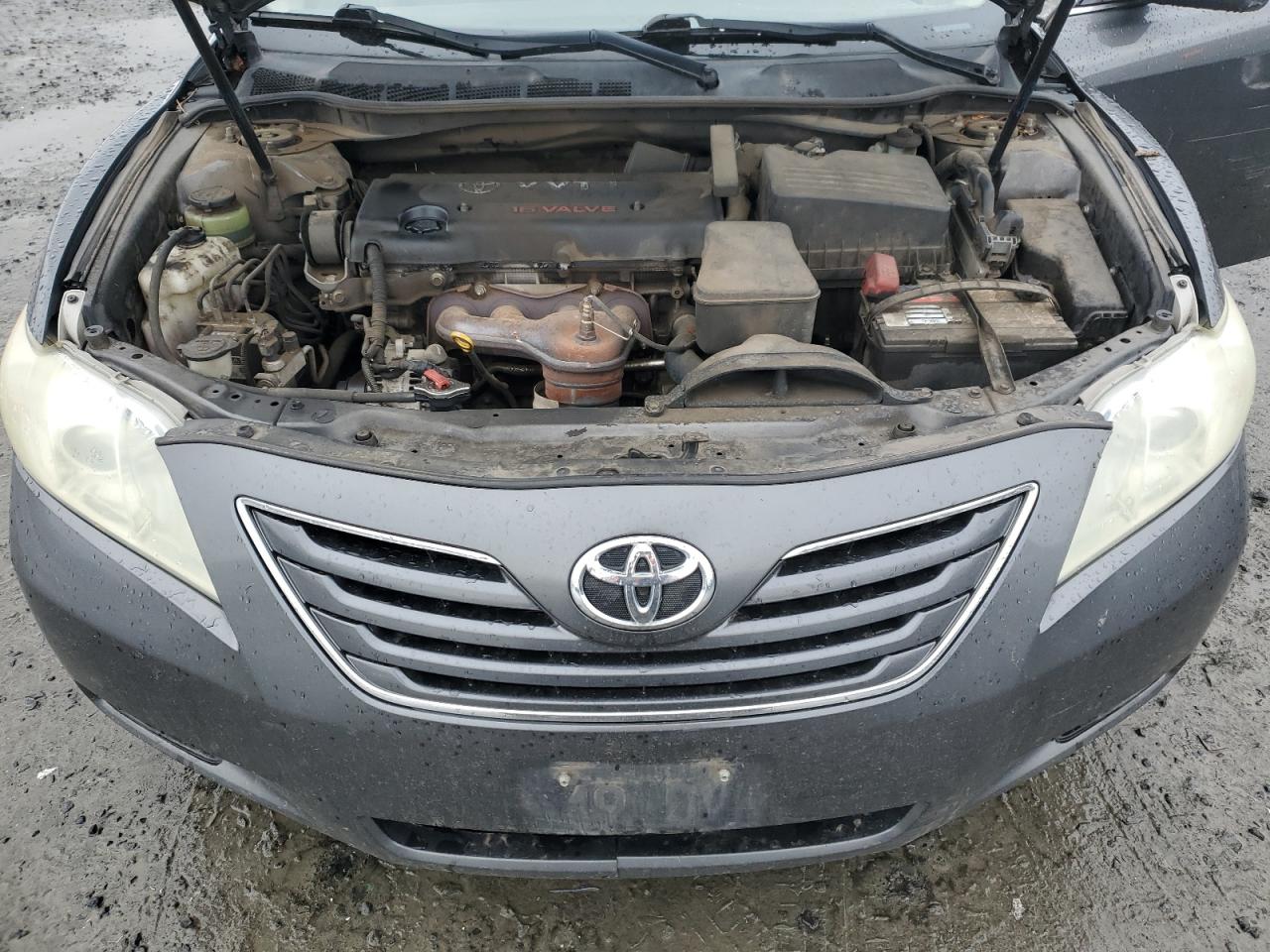 2009 Toyota Camry - Image 11