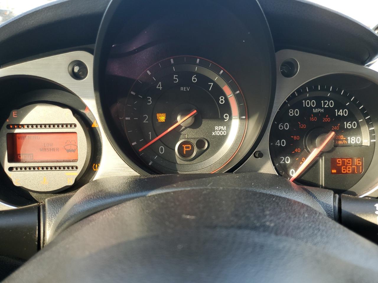 2015 Nissan 370Z - Image 9