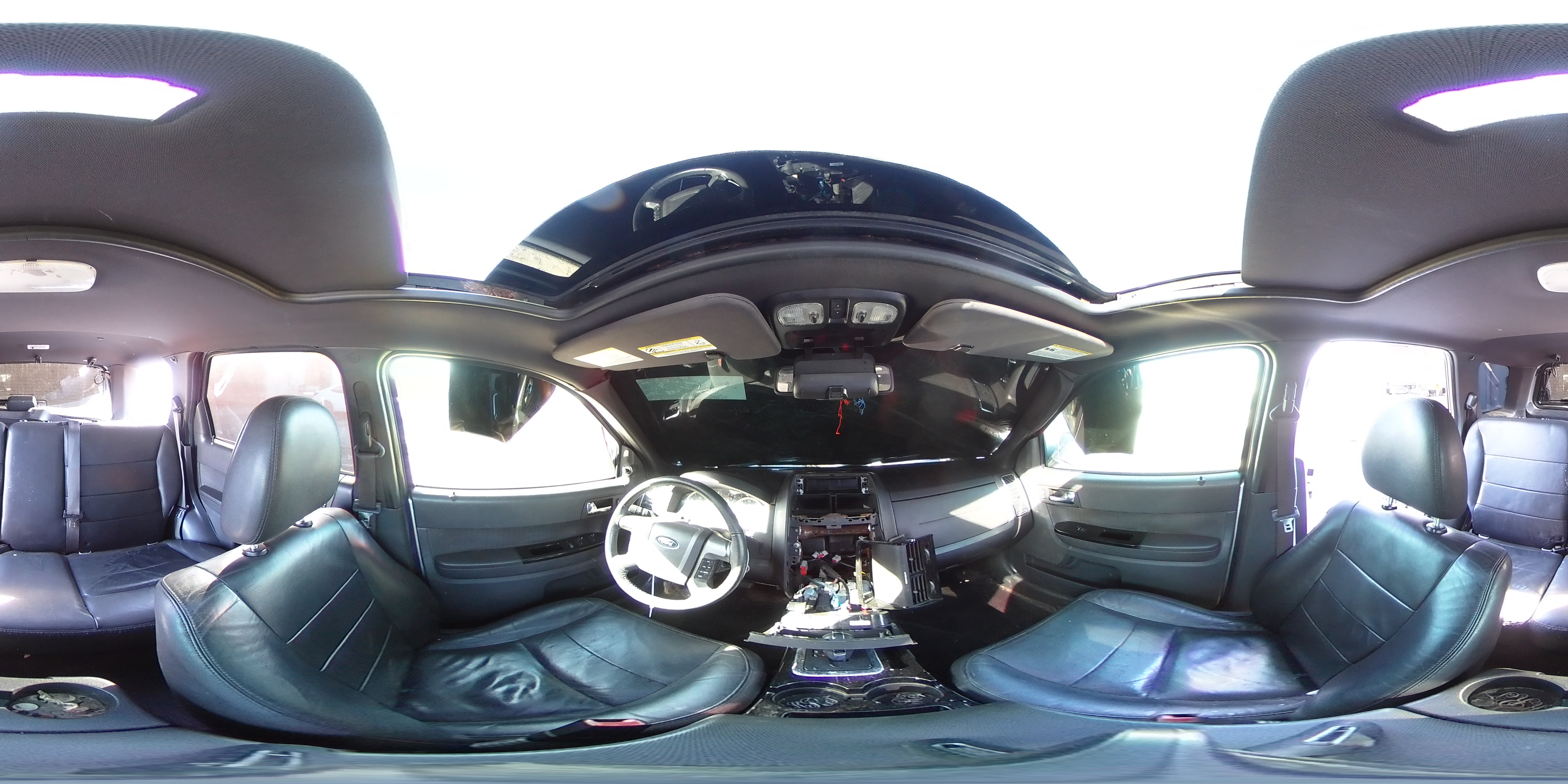 2010 Ford Escape - Image 13