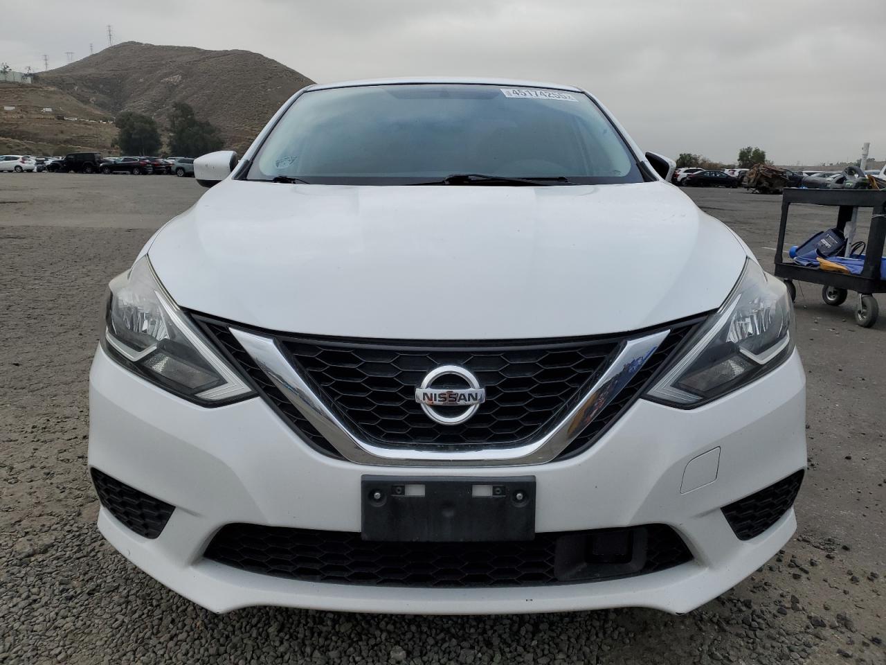 2018 Nissan Sentra - Image 5