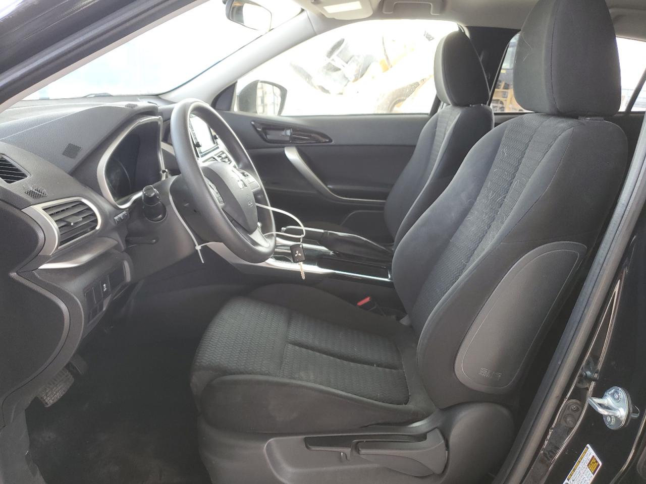 2019 Mitsubishi Eclipse - Image 7