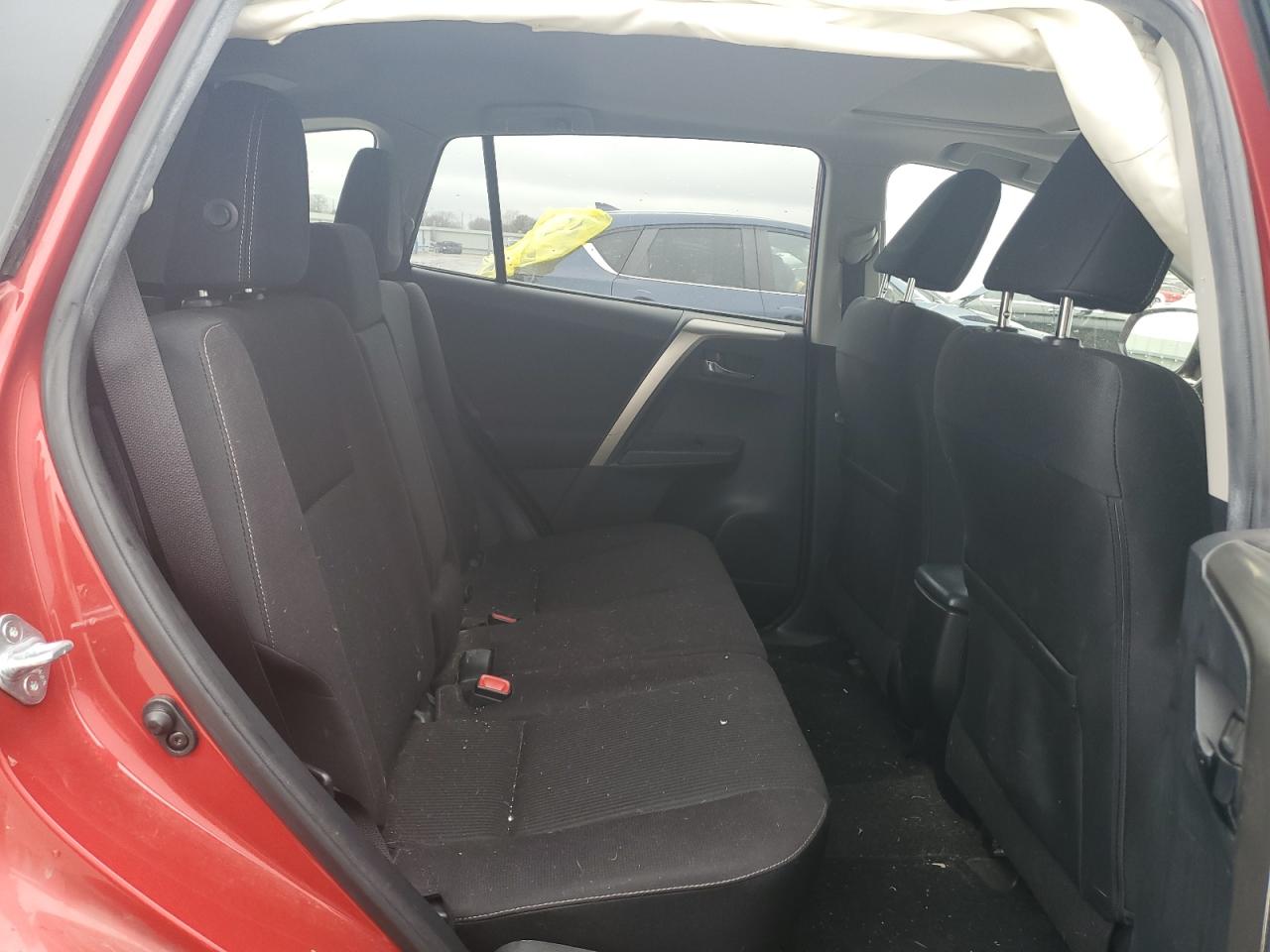 2015 Toyota RAV 4 - Image 11
