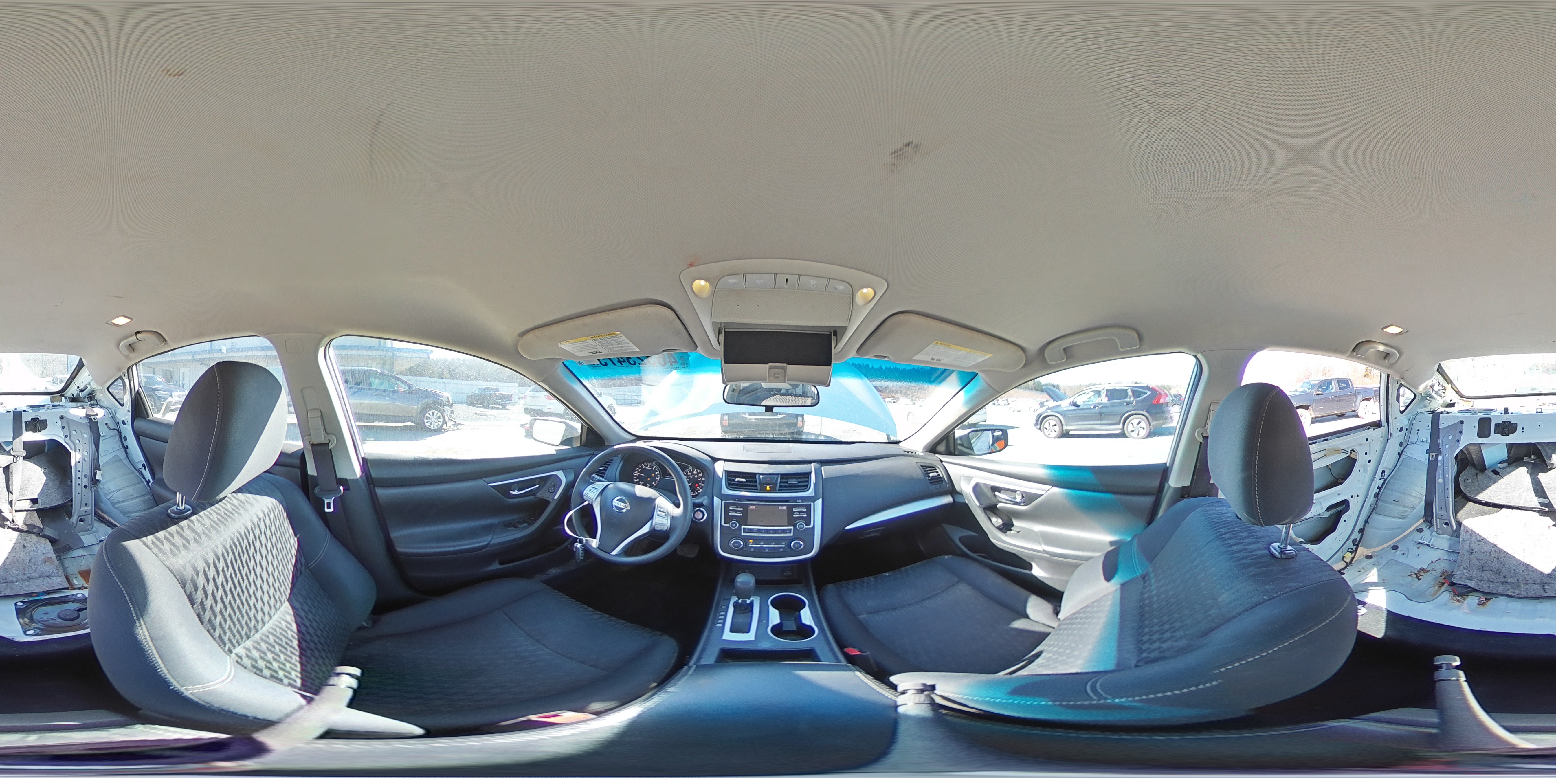 2017 Nissan Altima - Image 12