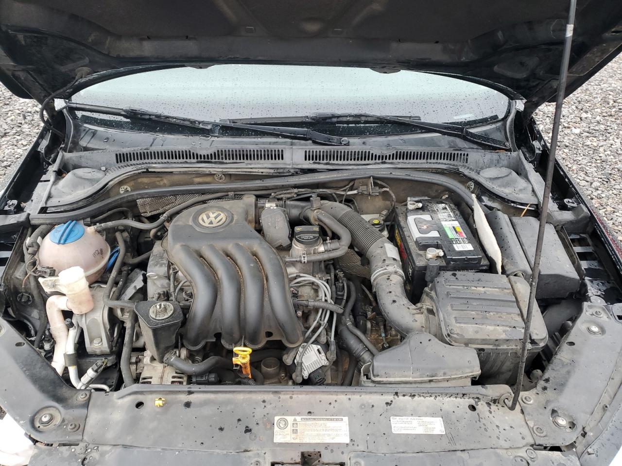 2014 Volkswagen Jetta - Image 13