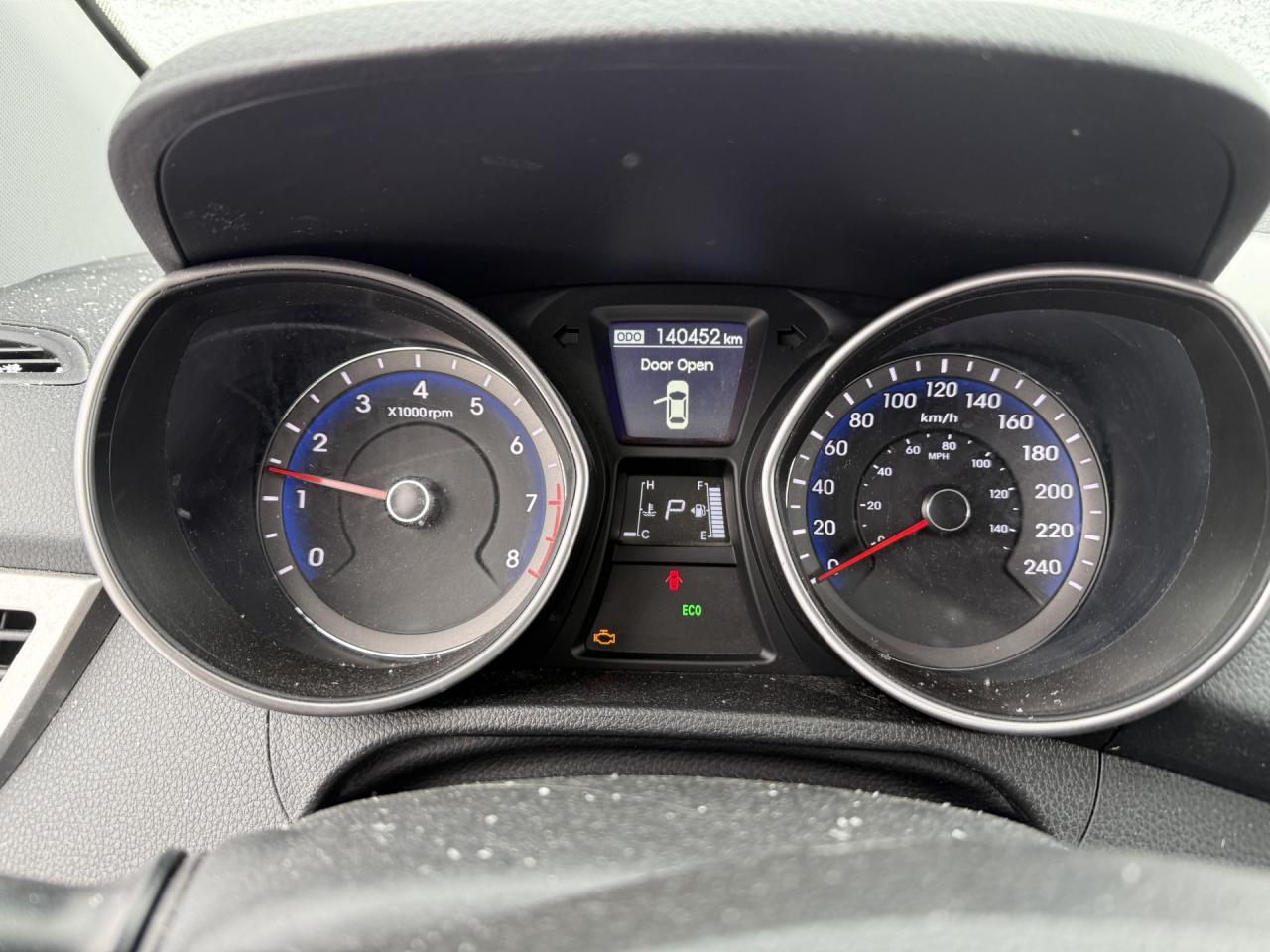 2014 Hyundai Elantra - Image 9