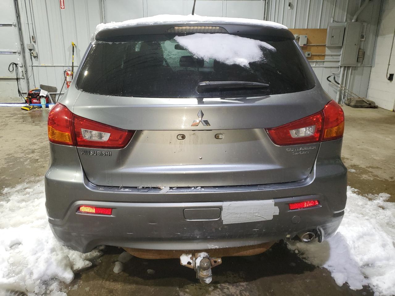 2011 Mitsubishi Outlander - Image 6