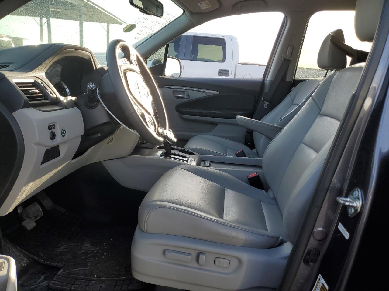 2017 Honda Pilot - Image 7