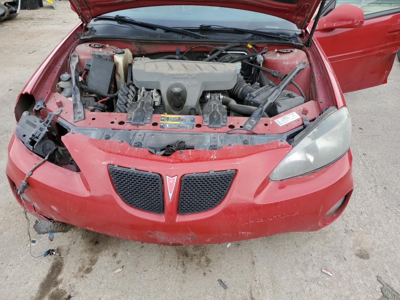2007 Pontiac Grand Prix - Image 11