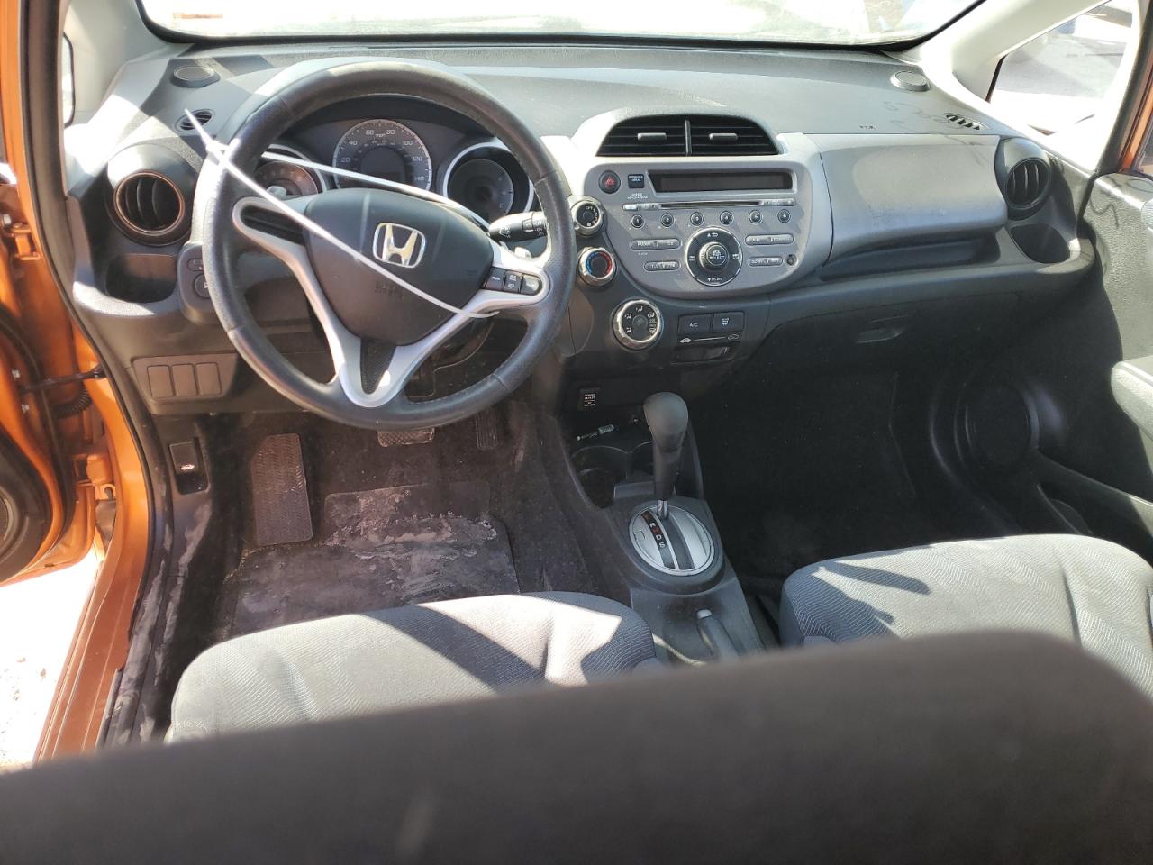 2010 Honda Fit - Image 8