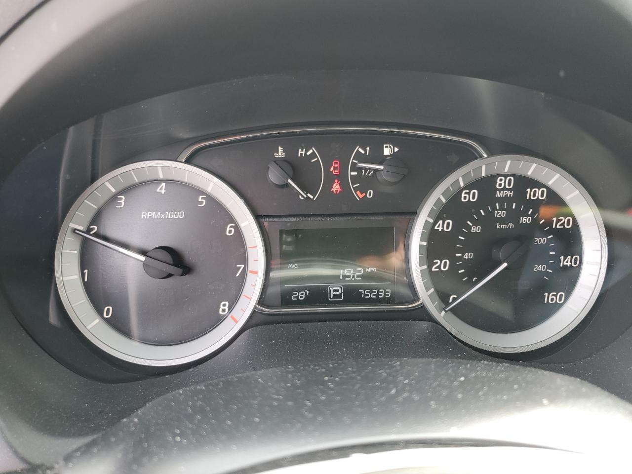 2015 Nissan Sentra - Image 9