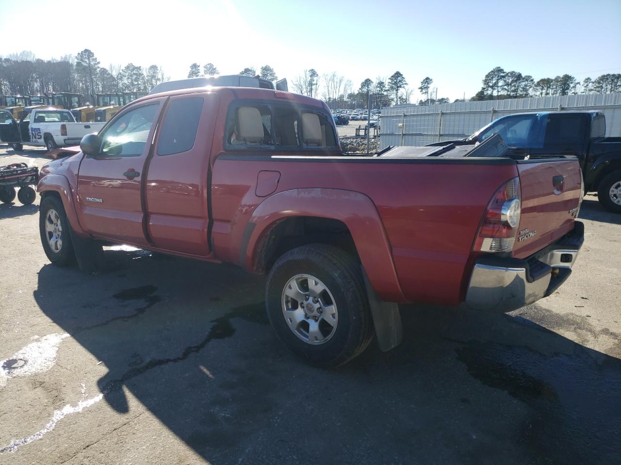 2012 Toyota Tacoma - Image 2