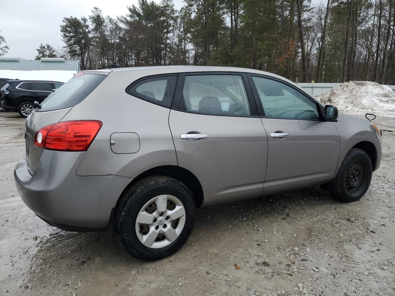 2010 Nissan Rogue - Image 3