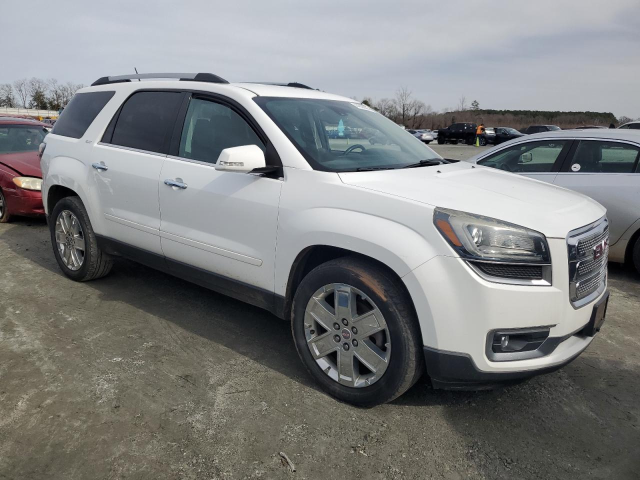 2017 GMC Acadia - Image 4