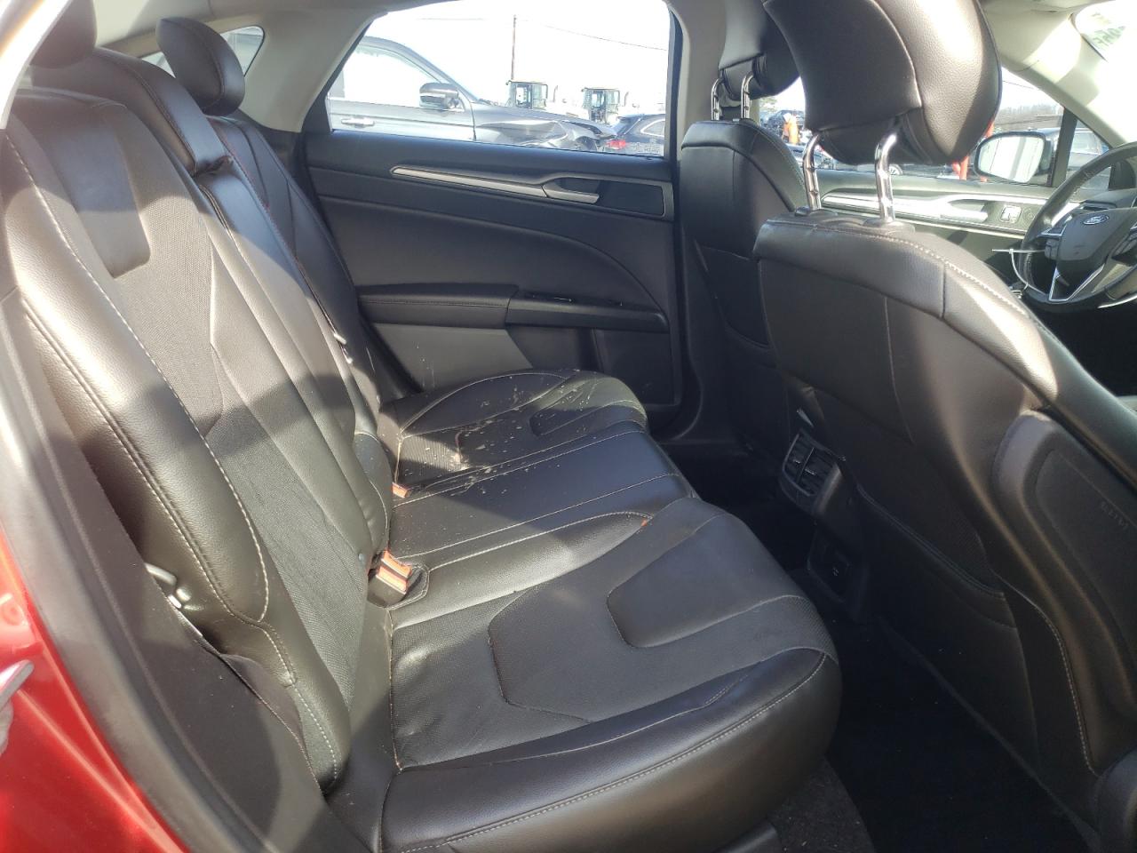2014 Ford Fusion - Image 10