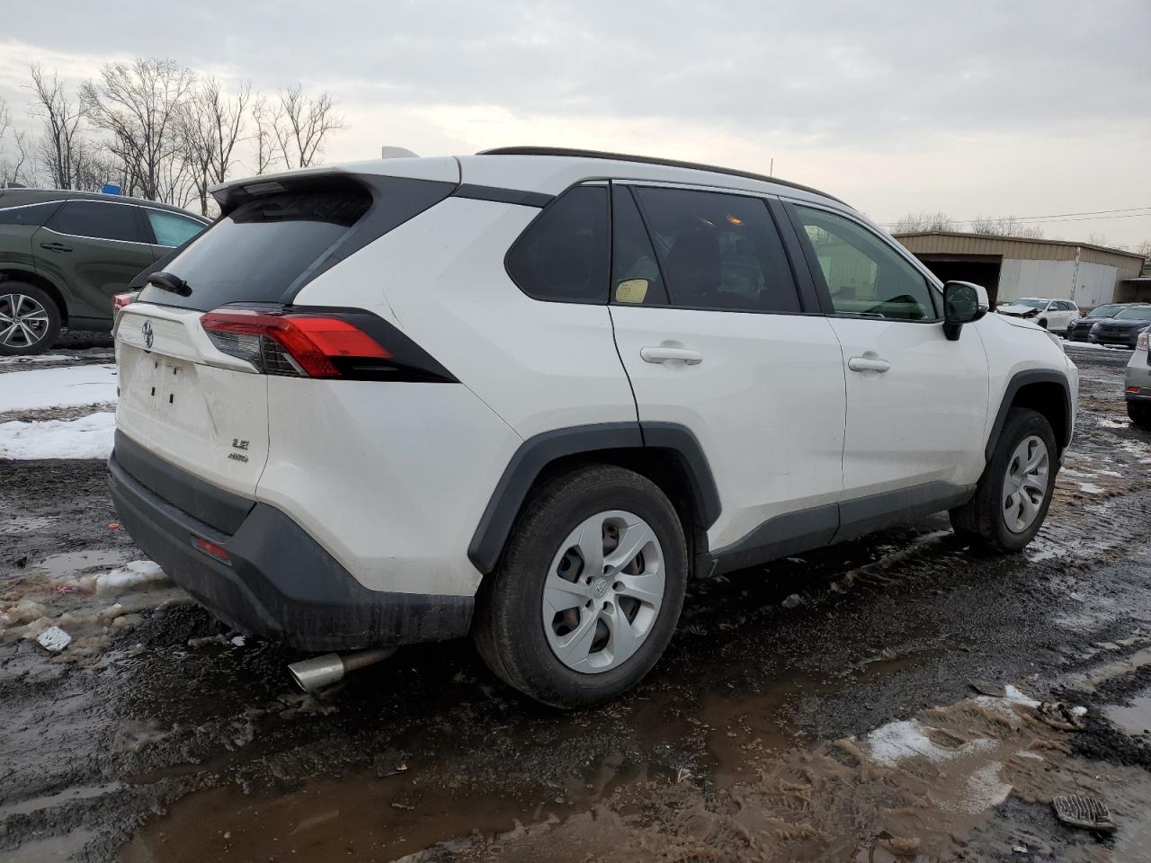 2019 Toyota RAV 4 - Image 3