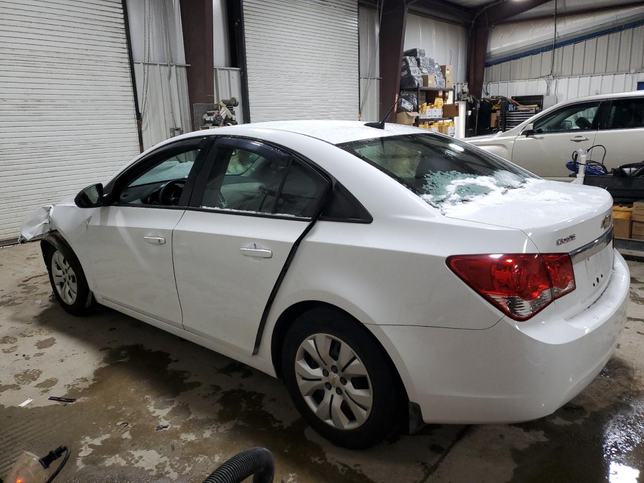 2014 Chevrolet Cruze - Image 2