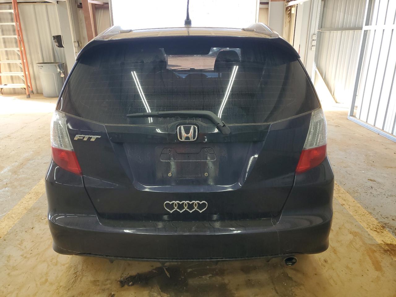 2010 Honda Fit - Image 6