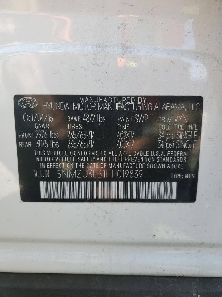2017 Hyundai Santa Fe - Image 13