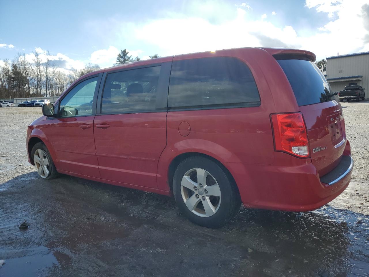 2013 Dodge Caravan - Image 2