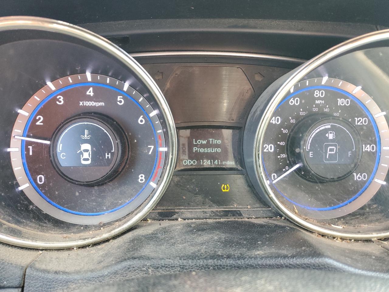 2012 Hyundai Sonata - Image 9