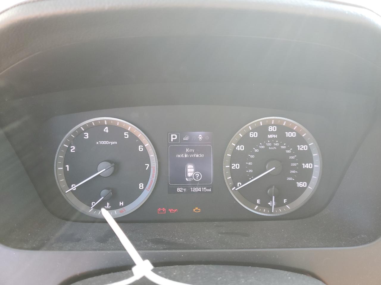 2016 Hyundai Sonata - Image 9