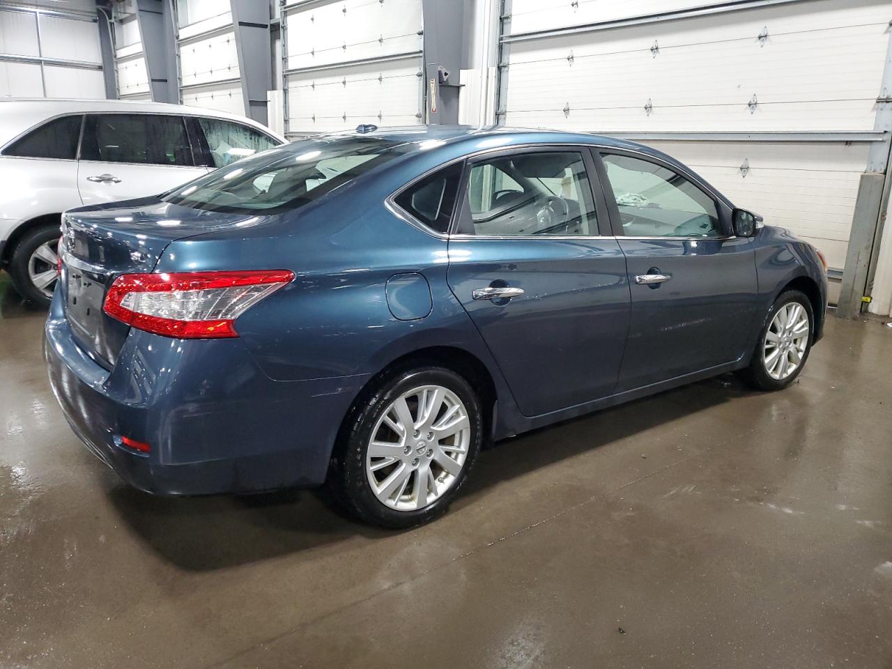 2015 Nissan Sentra - Image 3