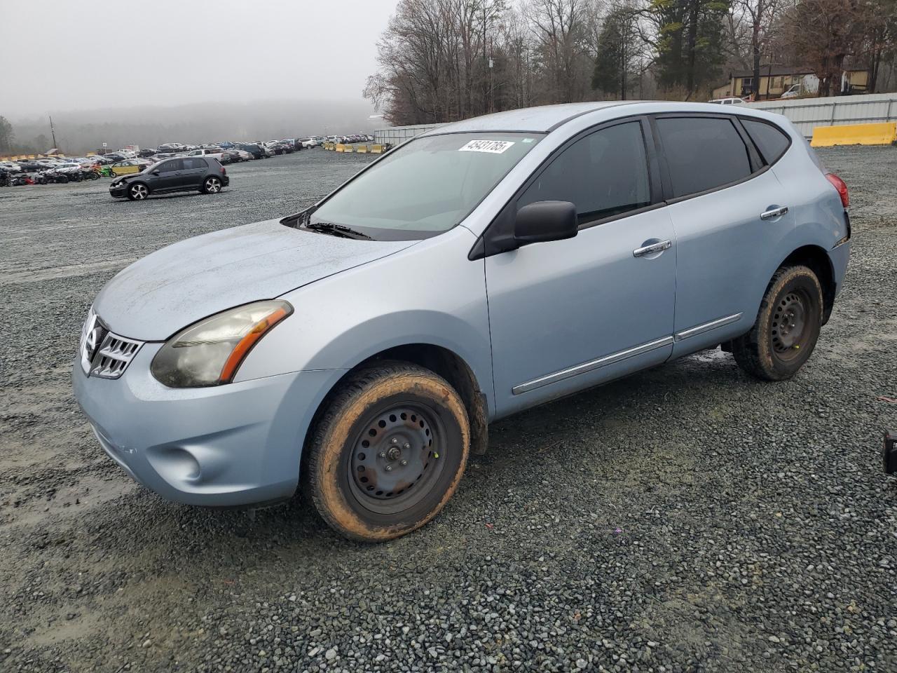 2015 Nissan Rogue - Image 1