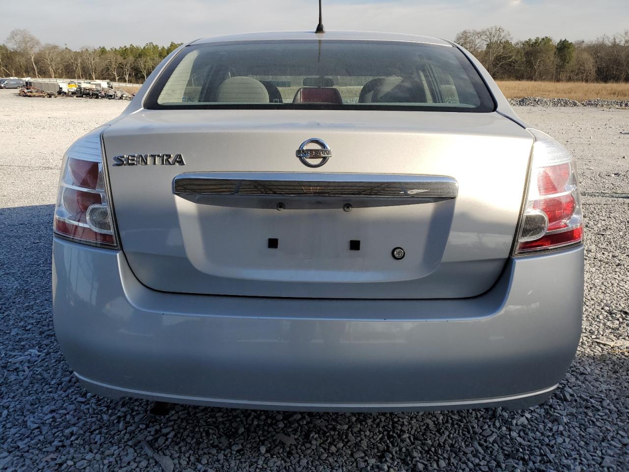 2010 Nissan Sentra - Image 6