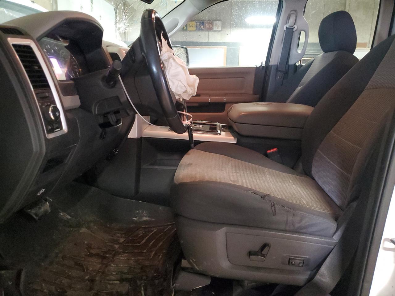 2011 Dodge RAM - Image 7
