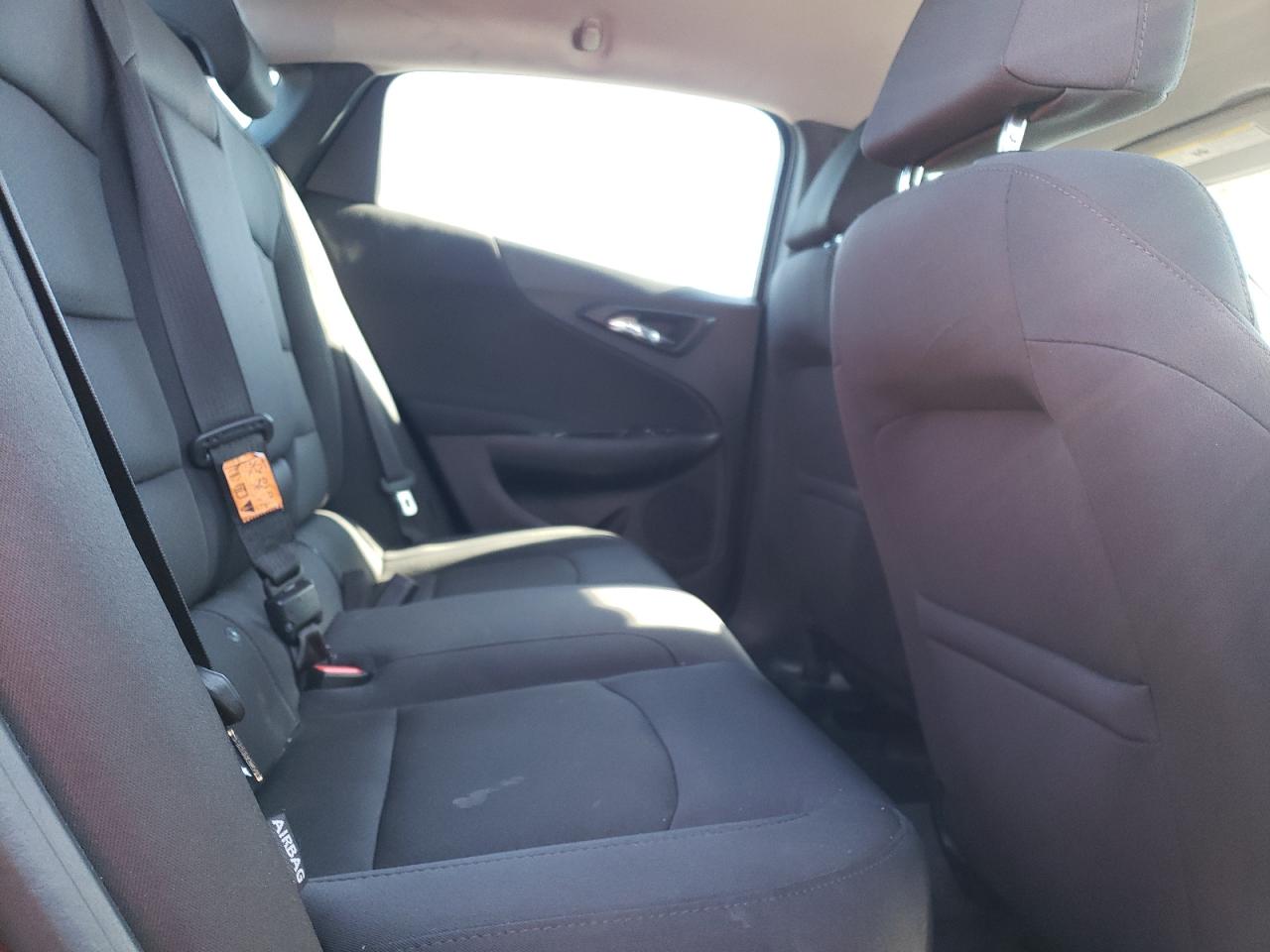 2016 Chevrolet Malibu - Image 10