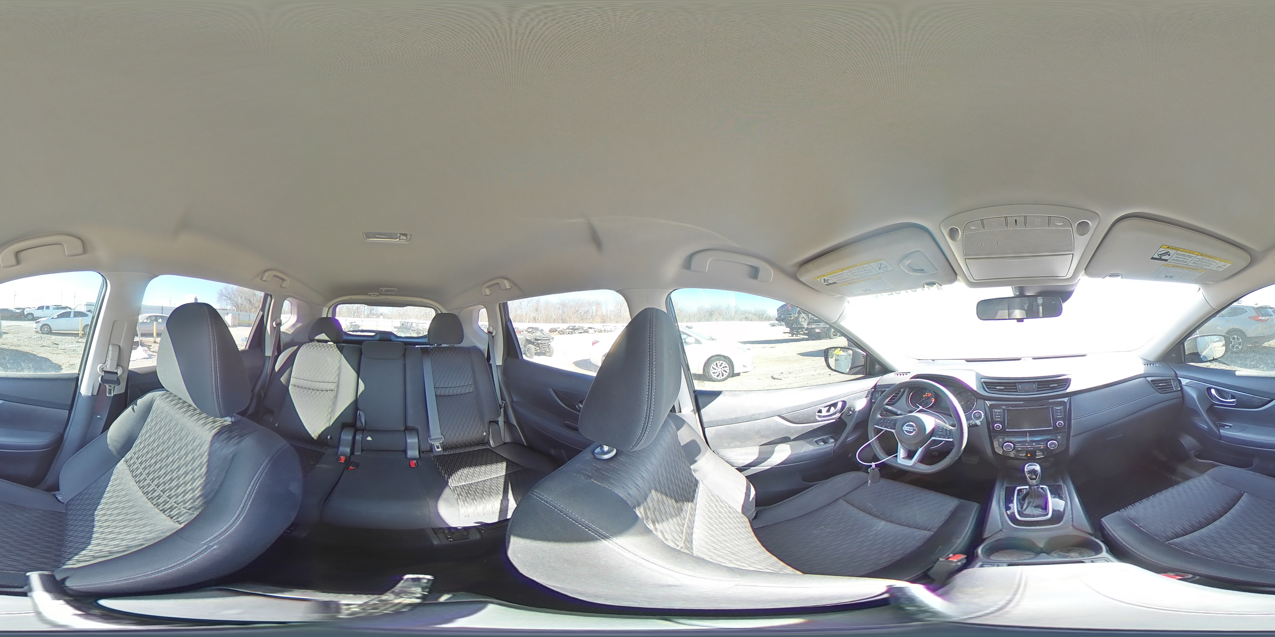 2019 Nissan Rogue - Image 13