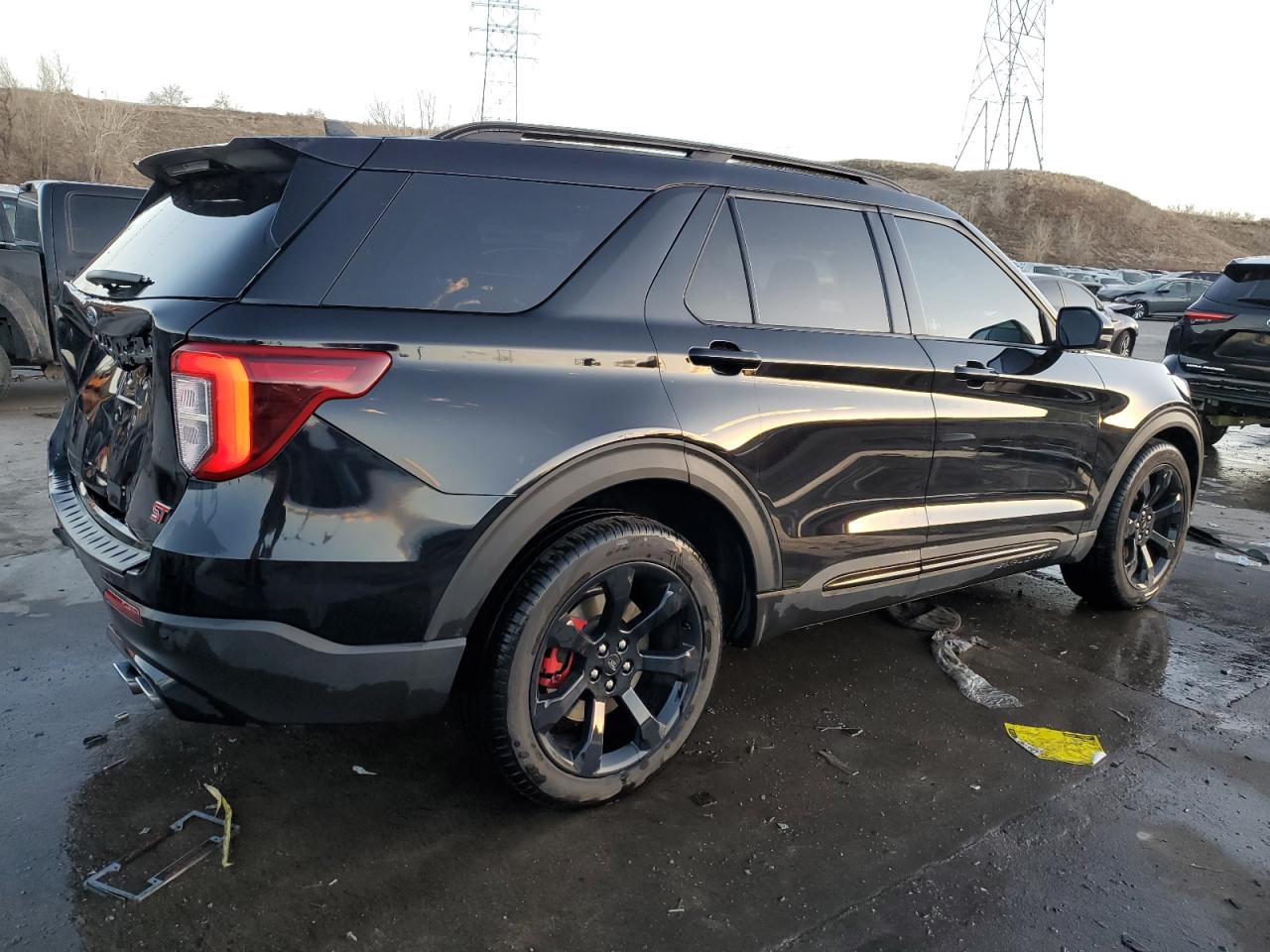 2023 Ford Explorer - Image 3