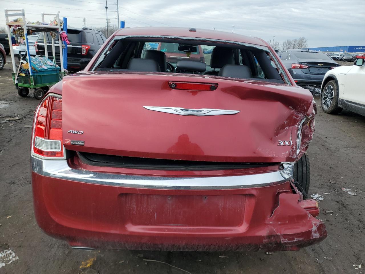 2014 Chrysler 300 - Image 6
