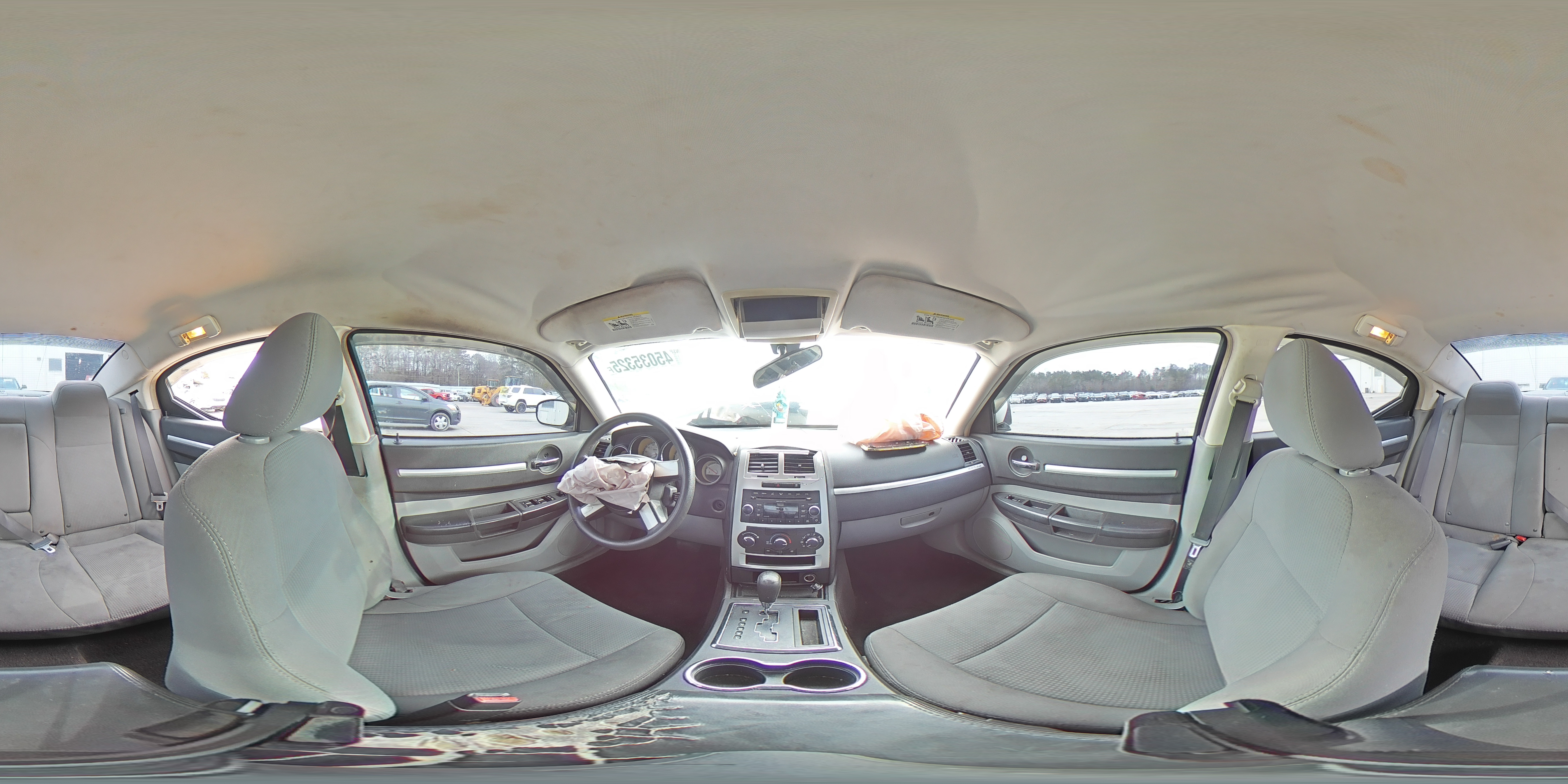 2010 Dodge Charger - Image 13