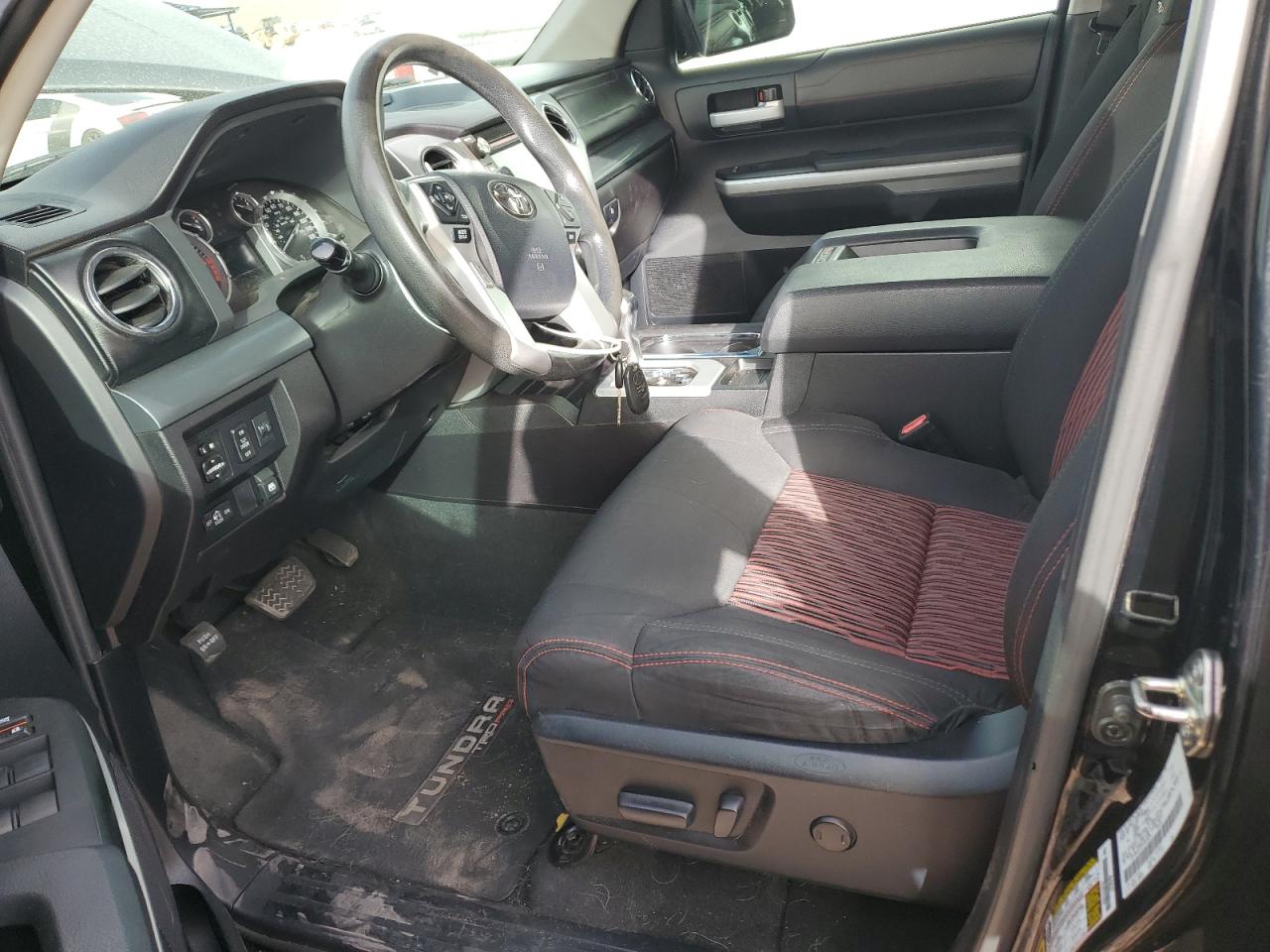 2015 Toyota Tundra - Image 7