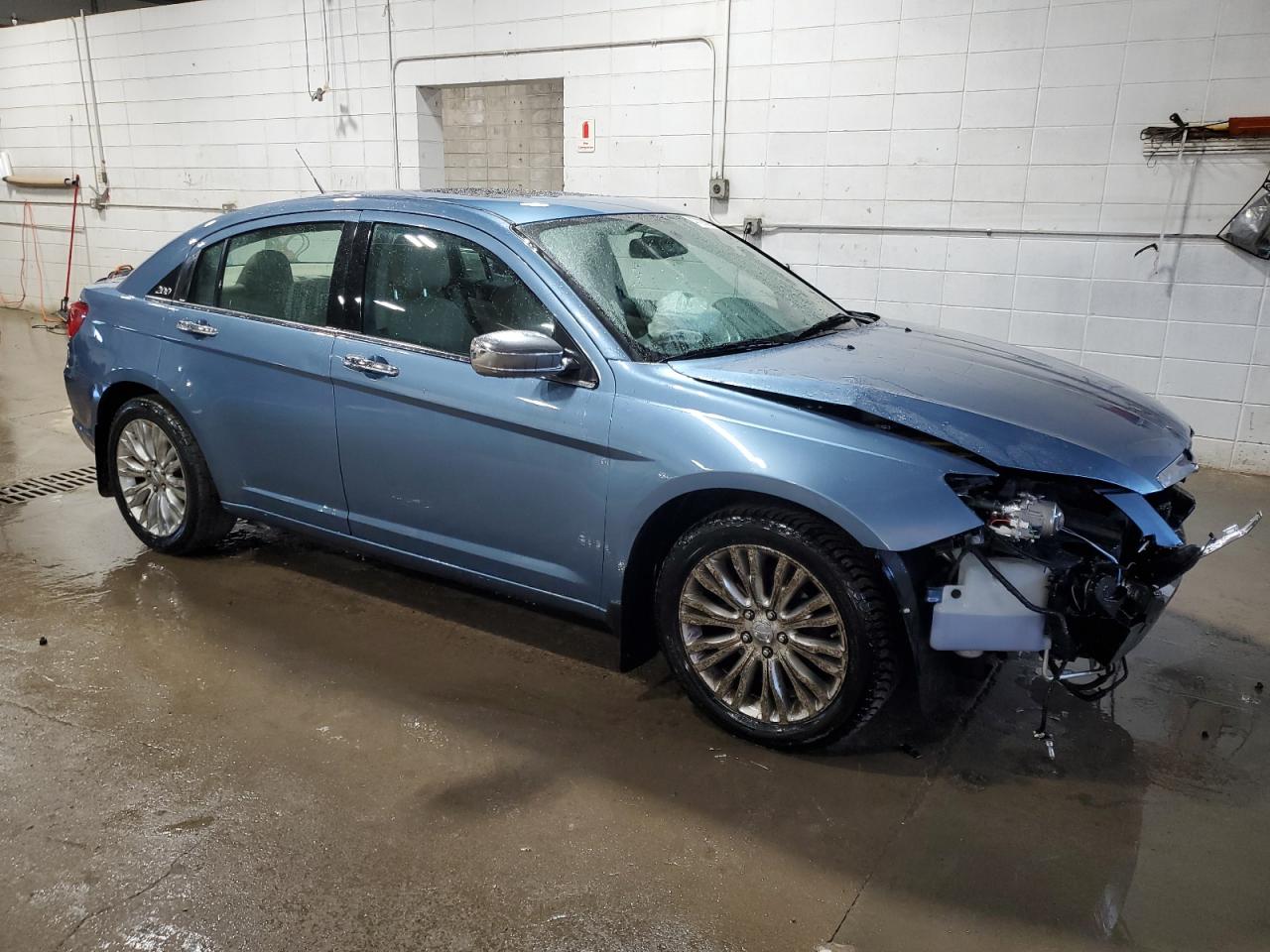2011 Chrysler 200 - Image 4