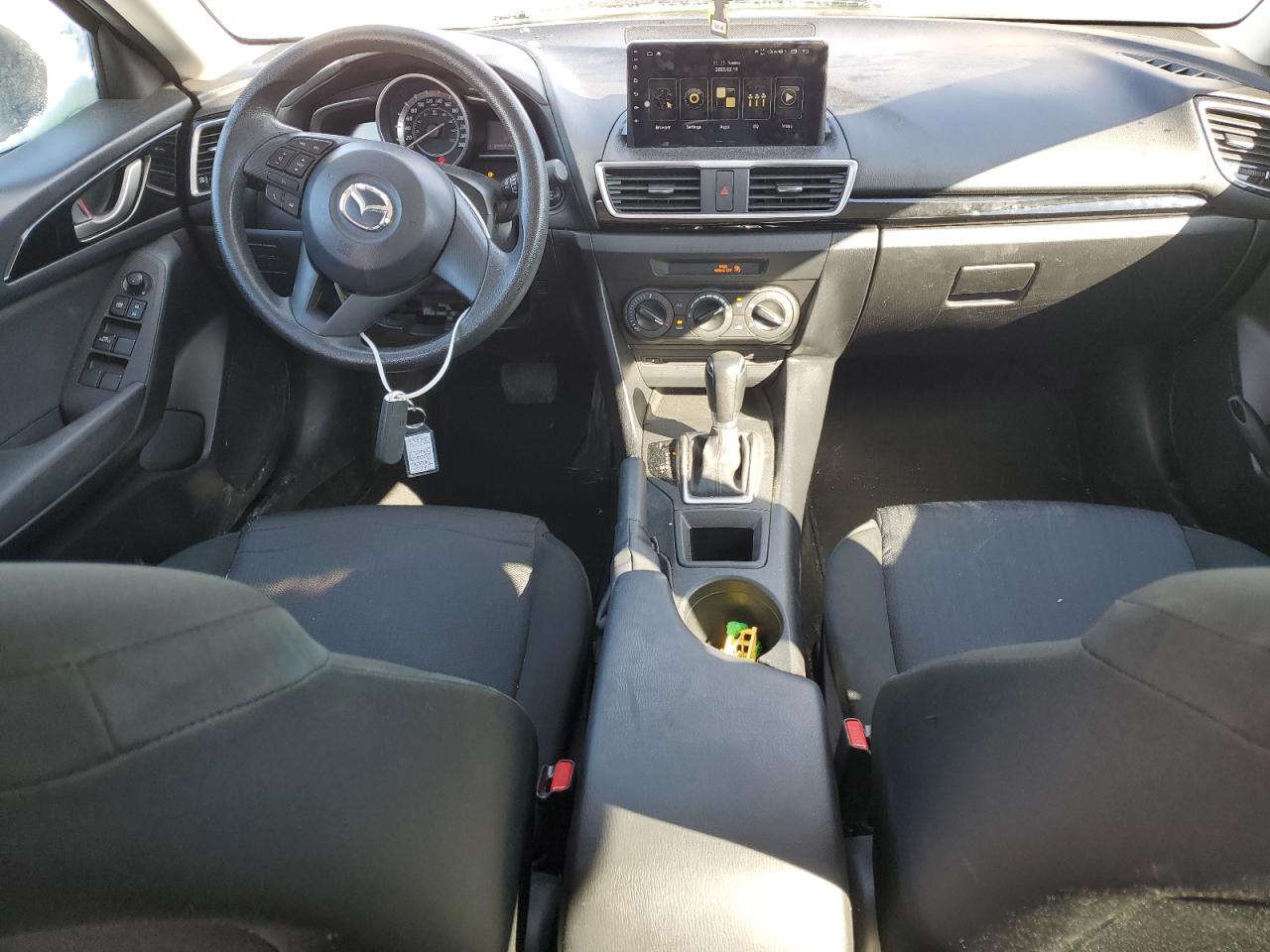 2015 Mazda 3 - Image 8