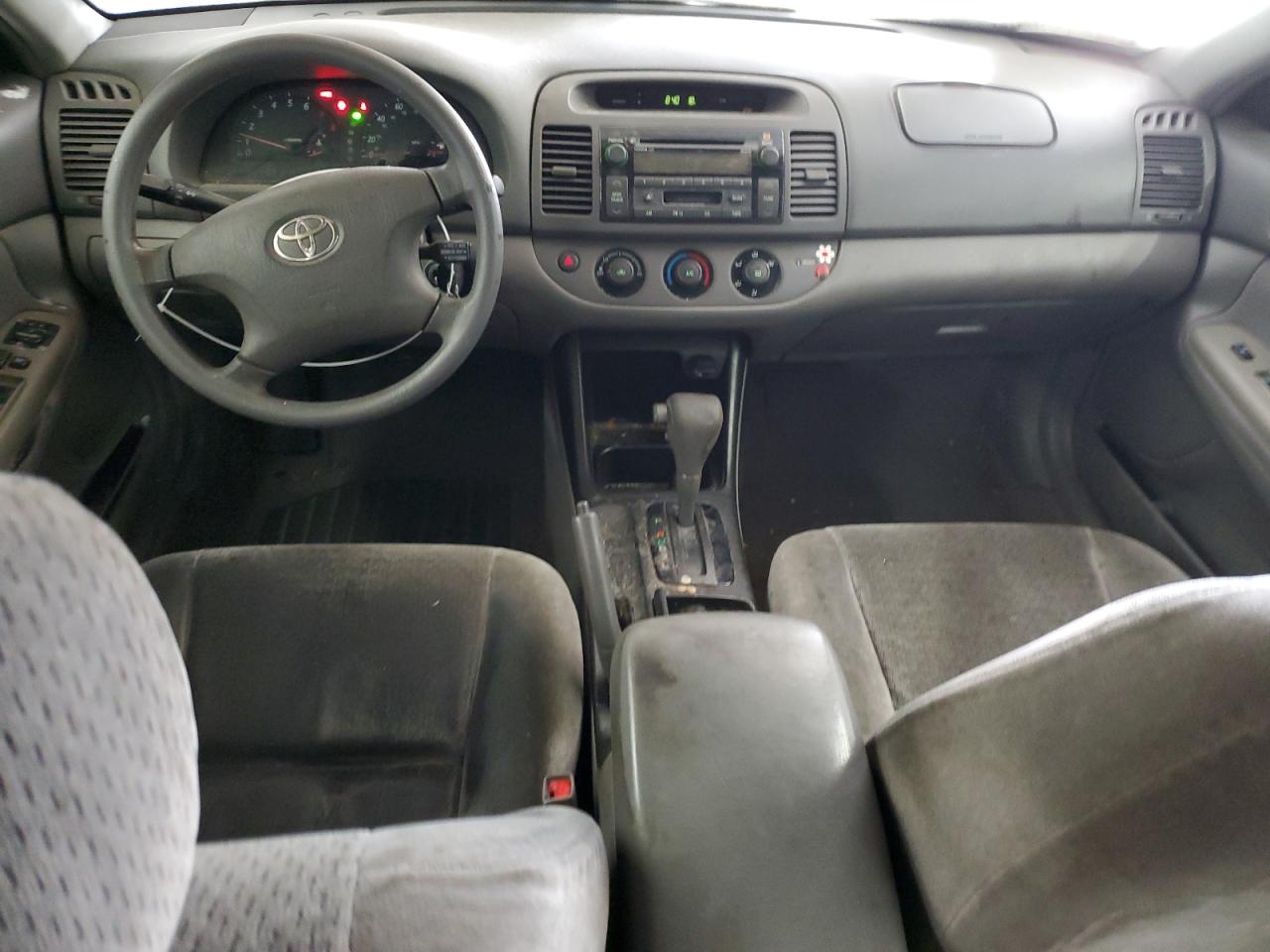 2002 Toyota Camry - Image 8