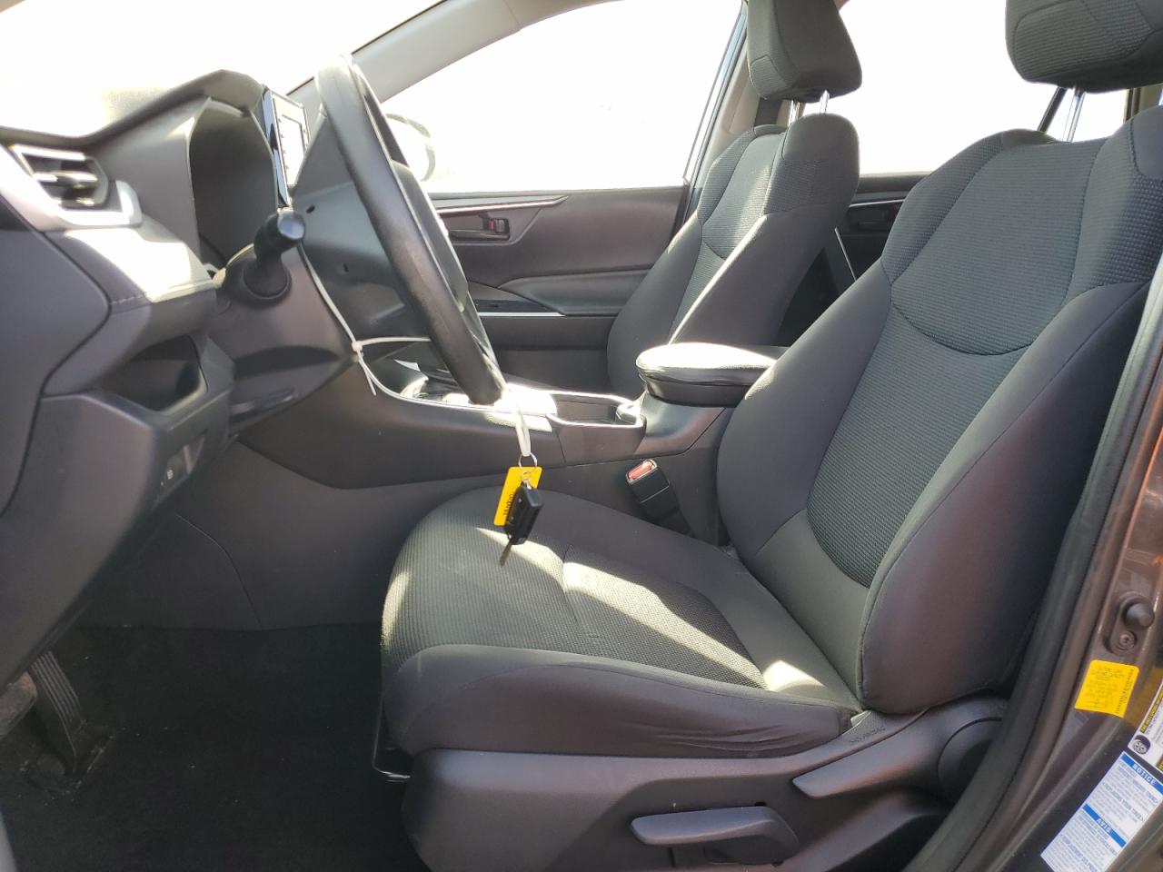 2021 Toyota RAV 4 - Image 7