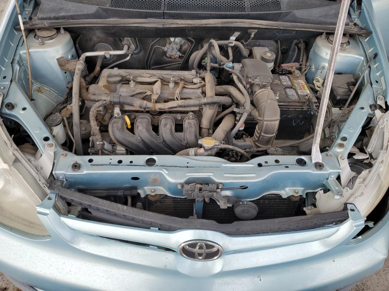 2003 Toyota Echo - Image 11