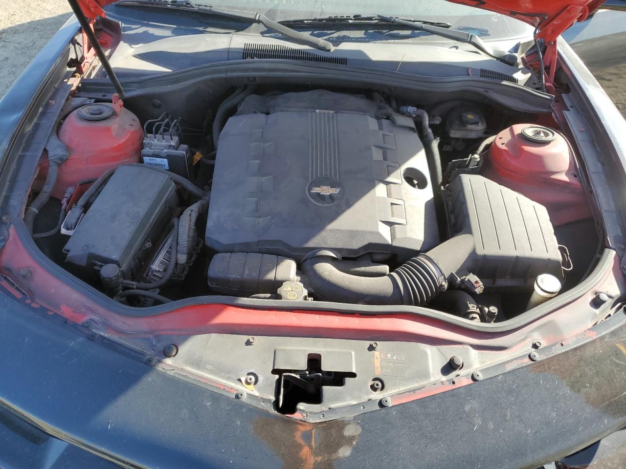 2015 Chevrolet Camaro - Image 13