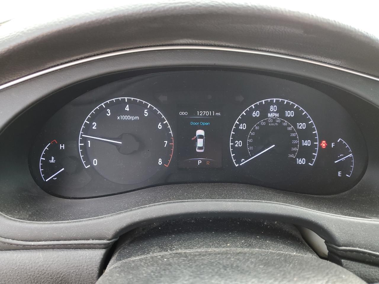 2013 Hyundai Genesis - Image 9