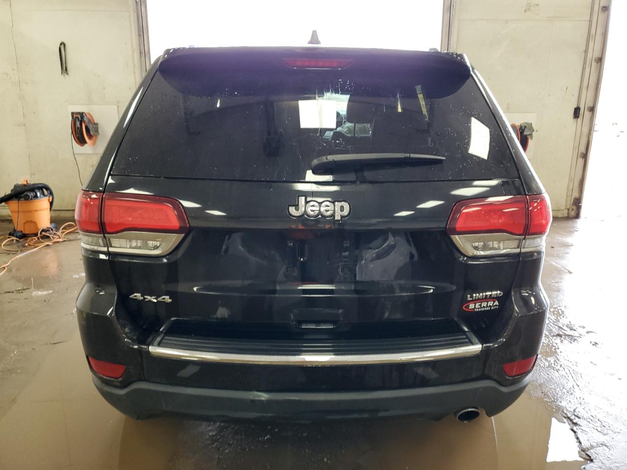 2020 Jeep Grand Cherokee - Image 6