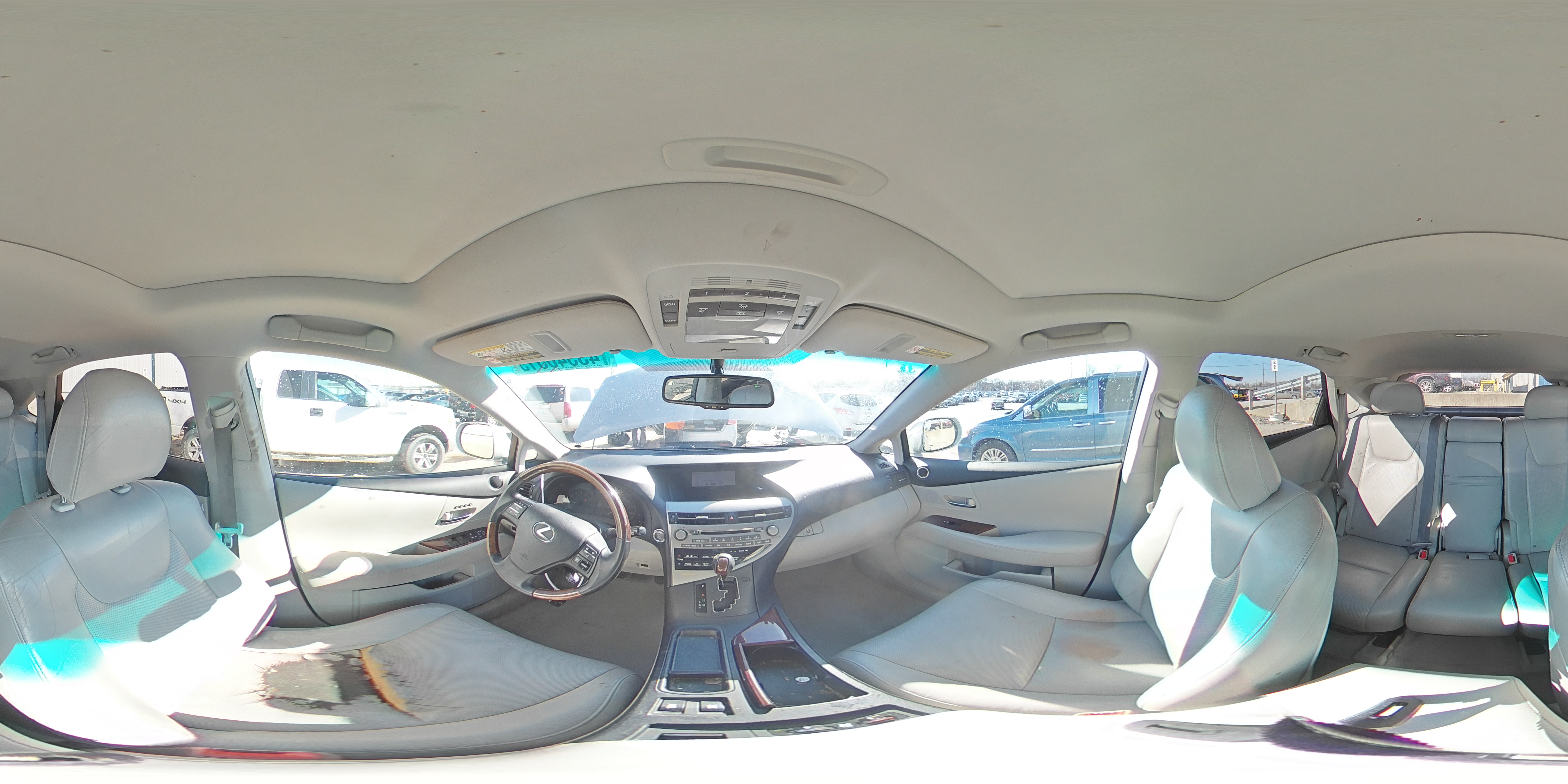 2012 Lexus RX - Image 15