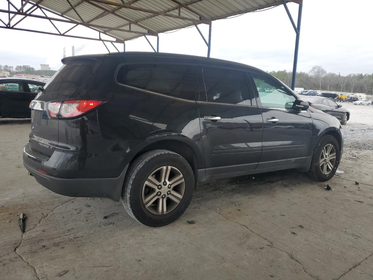 2015 Chevrolet Traverse - Image 3