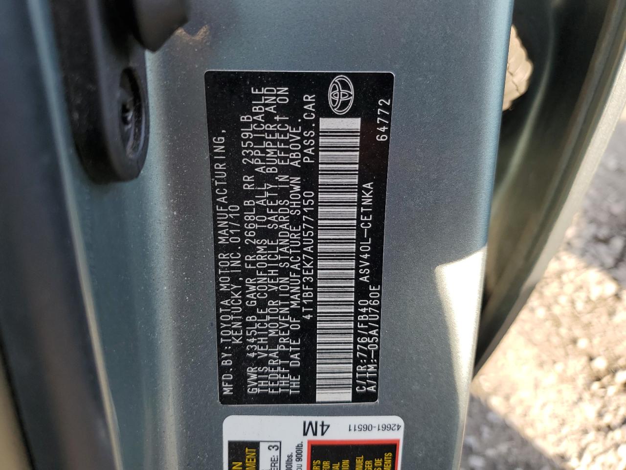 2010 Toyota Camry - Image 12