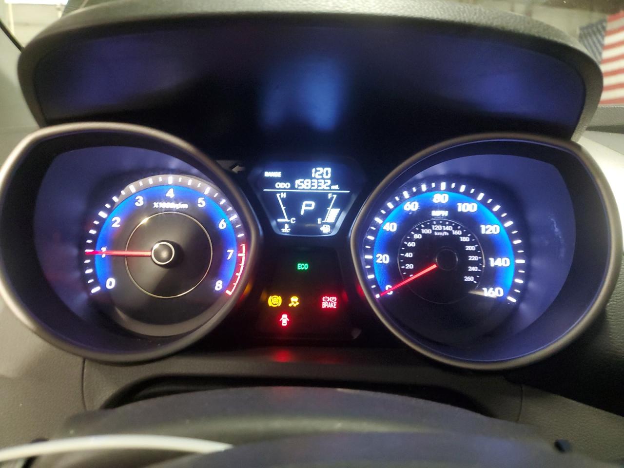2012 Hyundai Elantra - Image 9